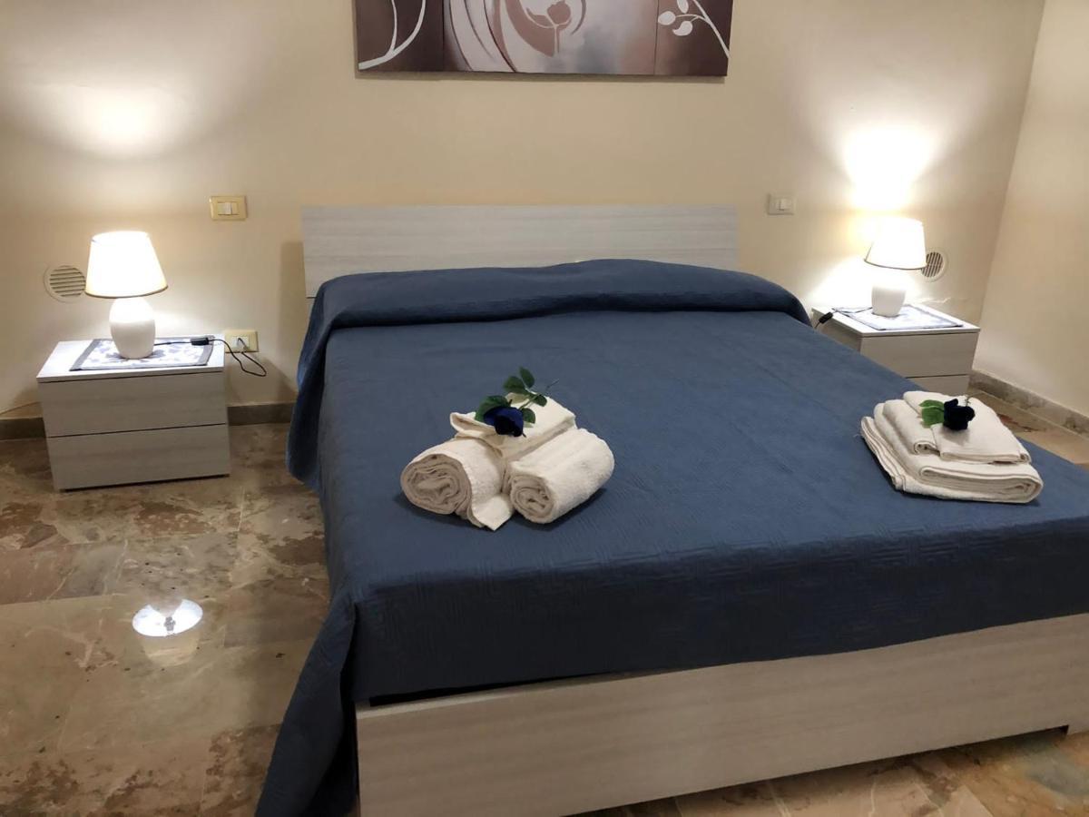 Casa Vacanze Makari Trappeto  Exteriör bild
